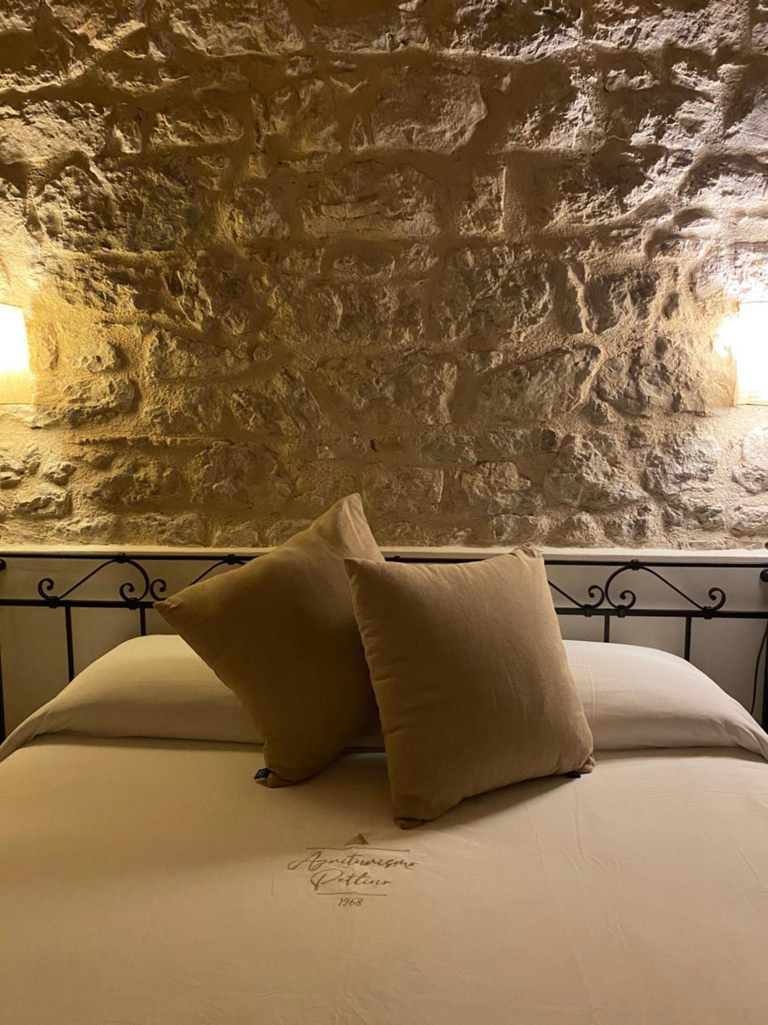 Agriturismo Pettino 克利通诺河畔坎佩洛 外观 照片