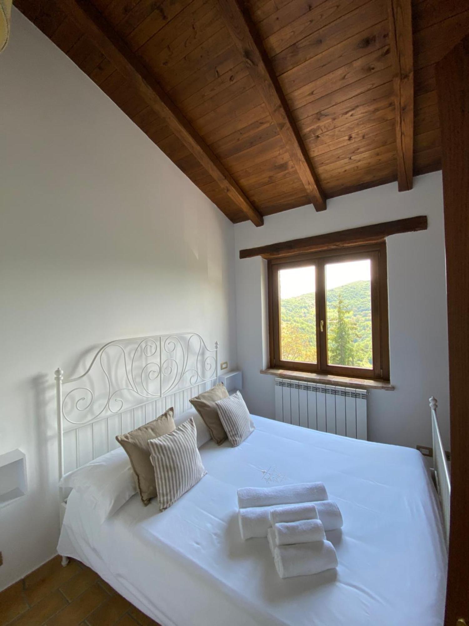 Agriturismo Pettino 克利通诺河畔坎佩洛 外观 照片